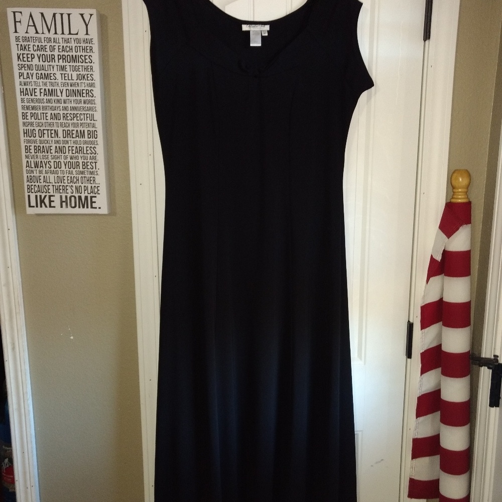 Long black dress